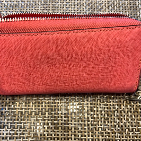 Michael Kors Pink Leather Zip Around Wristlet Wallet - Picture 9 of 10